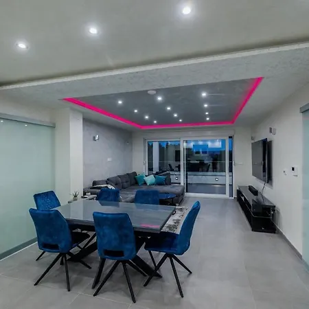 Villa Juky