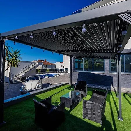 Juky Villa Kaštela