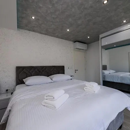 Villa Juky *